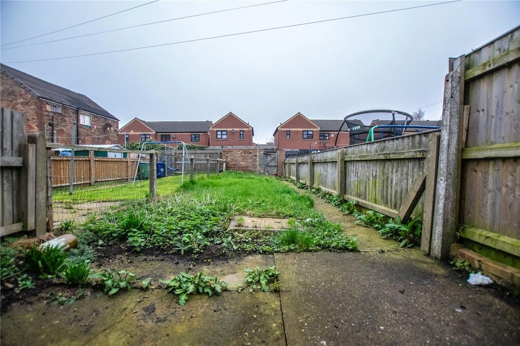 Rear Garden (1)