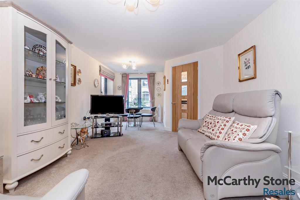8681936-interior08-800.jpg