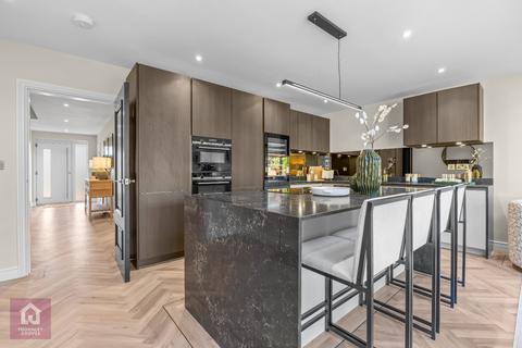 5 bedroom semi-detached house for sale, Brentwood Crescent, Altrincham, WA14