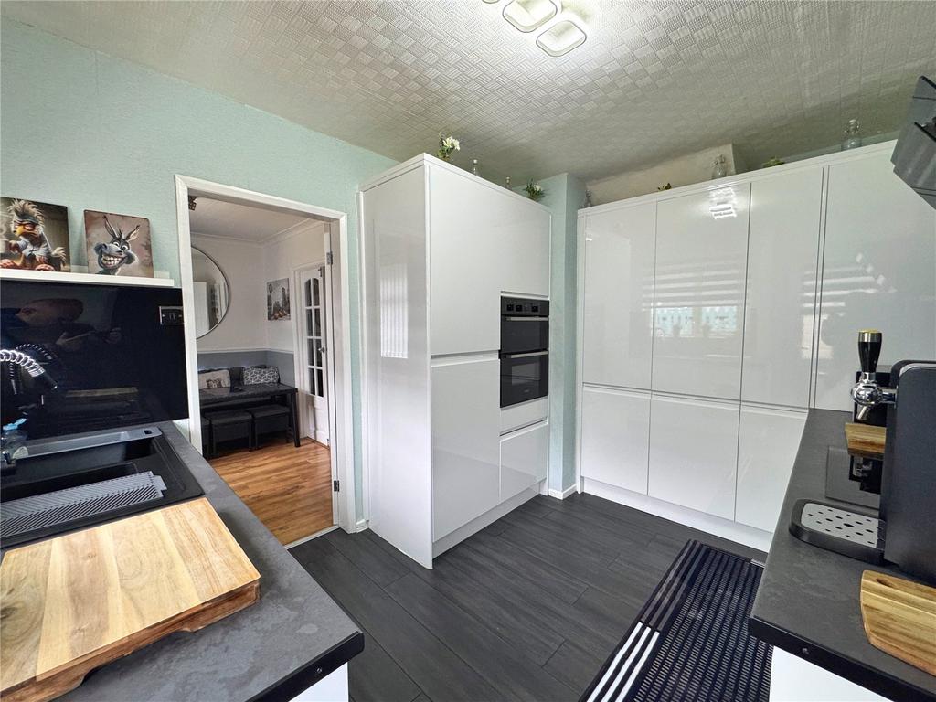 Fitted Kitchen