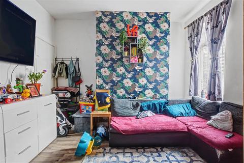 3 bedroom end of terrace house for sale, Cope Street, Nottingham