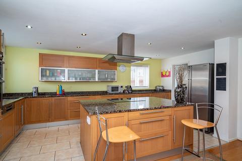 5 bedroom detached house for sale, Gilpin Green, Harpenden, AL5