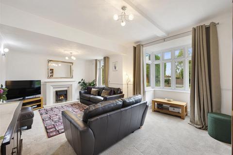 4 bedroom detached house for sale, Shawbirch Road, Telford TF5