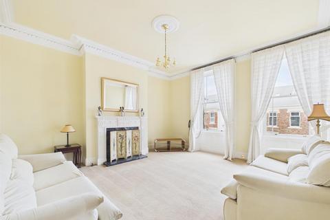 4 bedroom apartment for sale, Prudhoe Terrace, Tynemouth