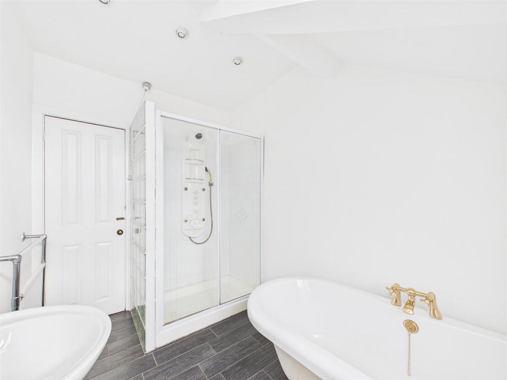 Bath 2.jpg