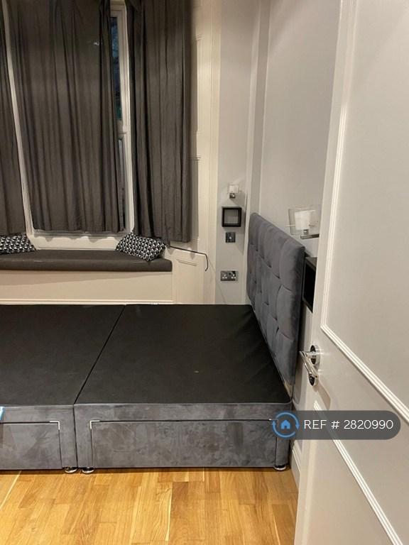 2nd Bedroom / Living Room