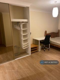 undefined, Boardwalk Place, London, E14