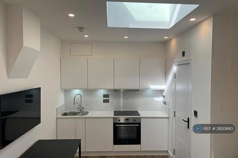 undefined, Ashbourne Road, London, W5