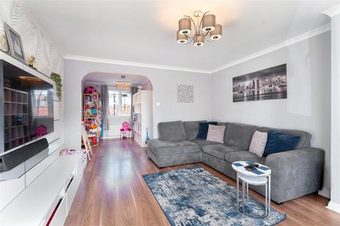 3 bedroom end of terrace house for sale, Saffron Crescent, Wishaw