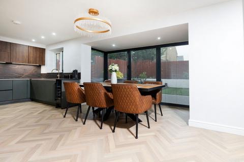 undefined, Roper Lane, Bradford BD13