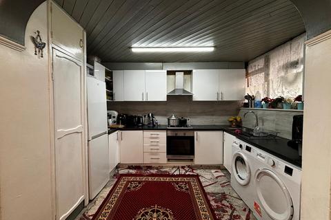 undefined, Carlton Vale, London, NW6