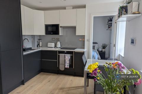 1 bedroom flat to rent, Abbeville Road, London, SW4