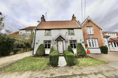 undefined, West Ella Road, West Ella, Hull