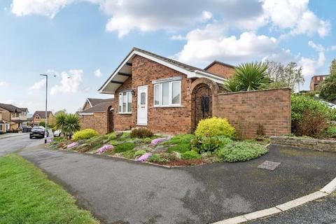 undefined, Haven Chase, Leeds