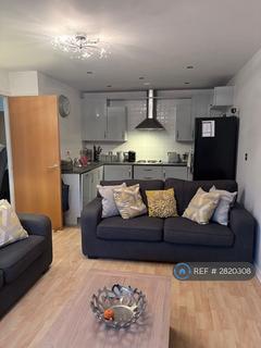 2 bedroom flat to rent, City South, Manchester, M15
