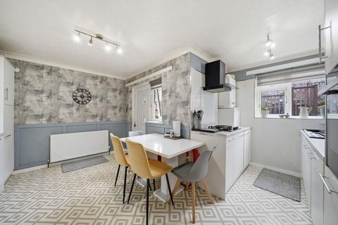 2 bedroom semi-detached bungalow for sale, Fir Road, Huddersfield, HD1