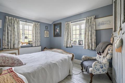 3 bedroom semi-detached house for sale, The Green, Urchfont, SN10