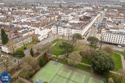 2 bedroom apartment for sale, Clarendon Avenue, Leamington Spa, Warwickshire, CV32