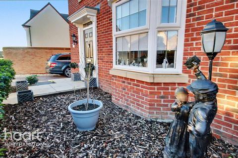 undefined, Leys Close, Corby