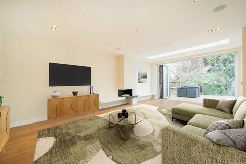 7 bedroom semi-detached house for sale, Hocroft Road, London NW2