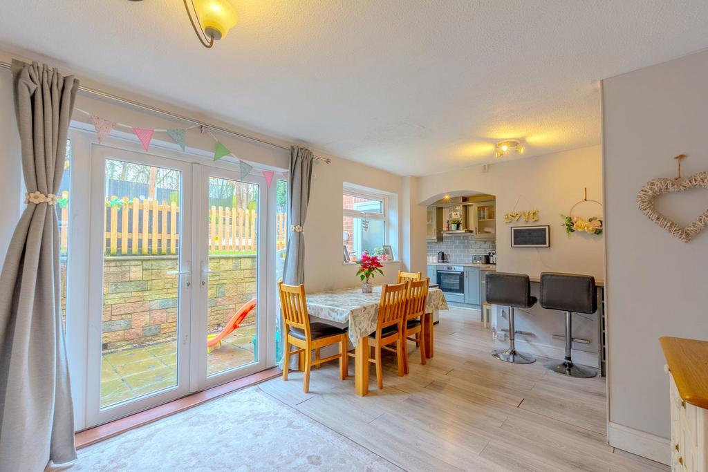 Dining Room 1.jpg