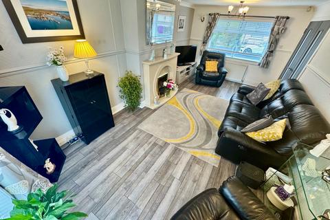 3 bedroom terraced house for sale, Chestnut Avenue, Beith