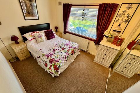 3 bedroom terraced house for sale, Chestnut Avenue, Beith