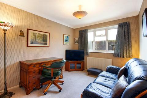 3 bedroom detached house for sale, Tonbridge Road, Hildenborough, Tonbridge, Kent, TN11