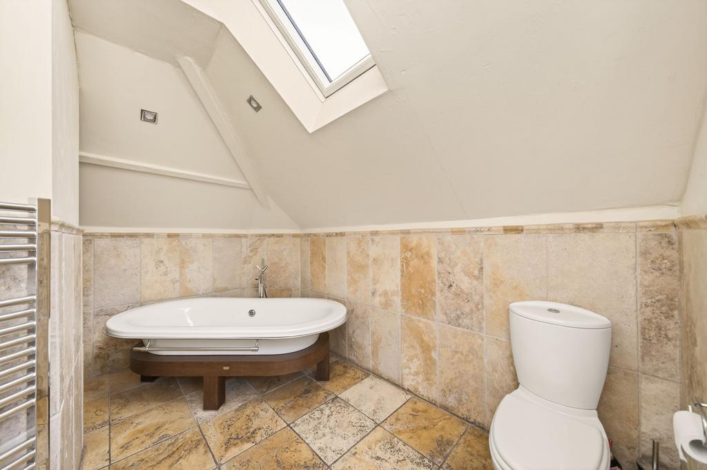 Bedroom one en suite