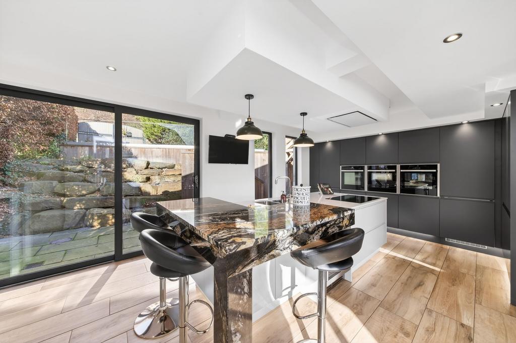 Living dining kitchen