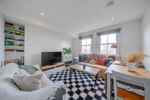 3 bedroom flat for sale, Wimbledon Park Road, Southfields, London, SW18