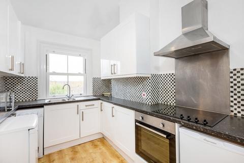 3 bedroom flat for sale, Wimbledon Park Road, Southfields, London, SW18