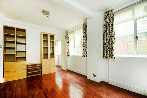 Studio for sale, Charterhouse Square, Clerkenwell, London, EC1M