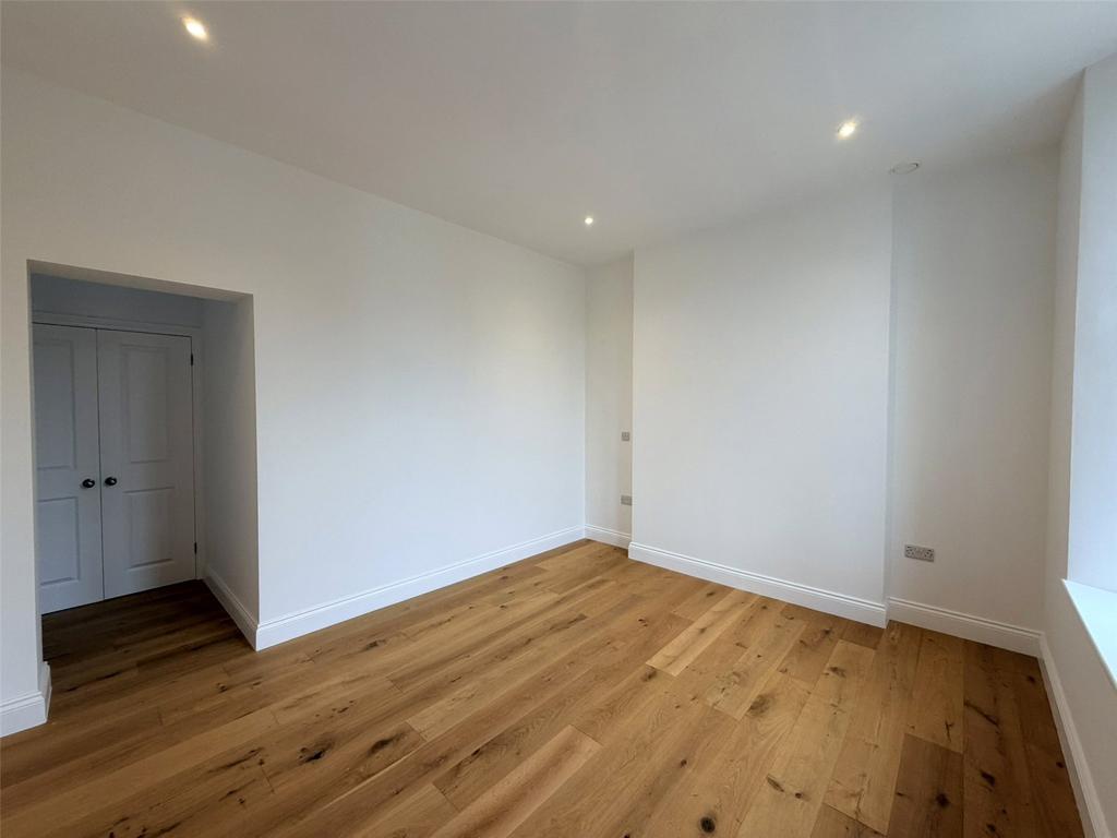 Apartment 7