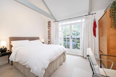 undefined, Birkbeck Road, Dalston, London, E8