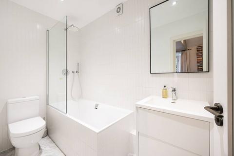 undefined, Birkbeck Road, Dalston, London, E8