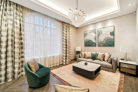 2 bedroom apartment to rent, Chesterfield Hill, London, W1J