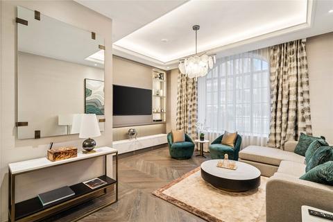 2 bedroom apartment to rent, Chesterfield Hill, London, W1J