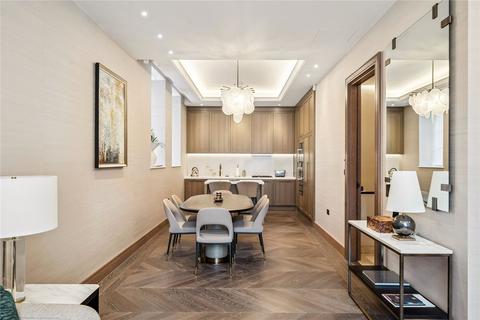 2 bedroom apartment to rent, Chesterfield Hill, London, W1J