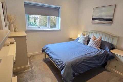 2 bedroom flat to rent, Belmont Street, West End, Glasgow, G12