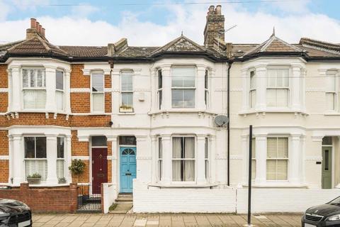 Eversleigh Road, London SW11
