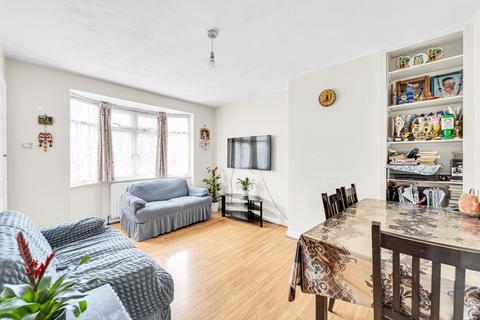 Errol Gardens, New Malden, KT3