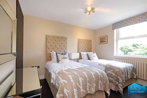 3 bedroom apartment to rent, St. Johns Wood Park, St. Johns Wood, London, NW8