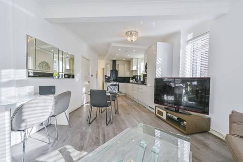 2 bedroom flat to rent, Charlbert Street, St John's Wood, London, NW8