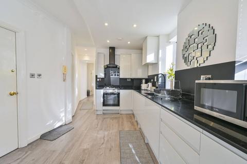 2 bedroom flat to rent, Charlbert Street, St John's Wood, London, NW8