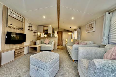 2 bedroom static caravan for sale, Shottendane Road, Birchington CT7