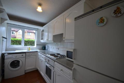 2 bedroom flat to rent, The Gables , Manor Drive , Wembley, HA9 8DJ