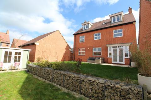 5 bedroom detached house for sale, Poppy Road, Lutterworth LE17