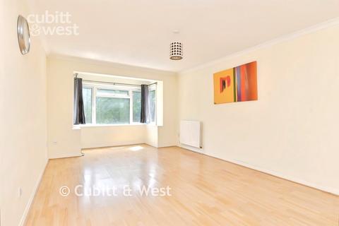 2 bedroom apartment to rent, AVAILABLE IMMEDIATELY, London Road, BN1