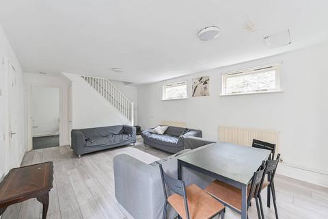 4 bedroom house to rent, Heritage Place, Earlsfield, London, SW18